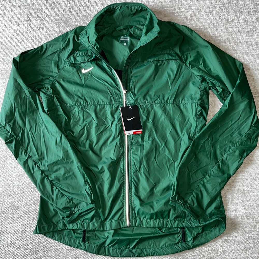 NWT Nike Windbreaker